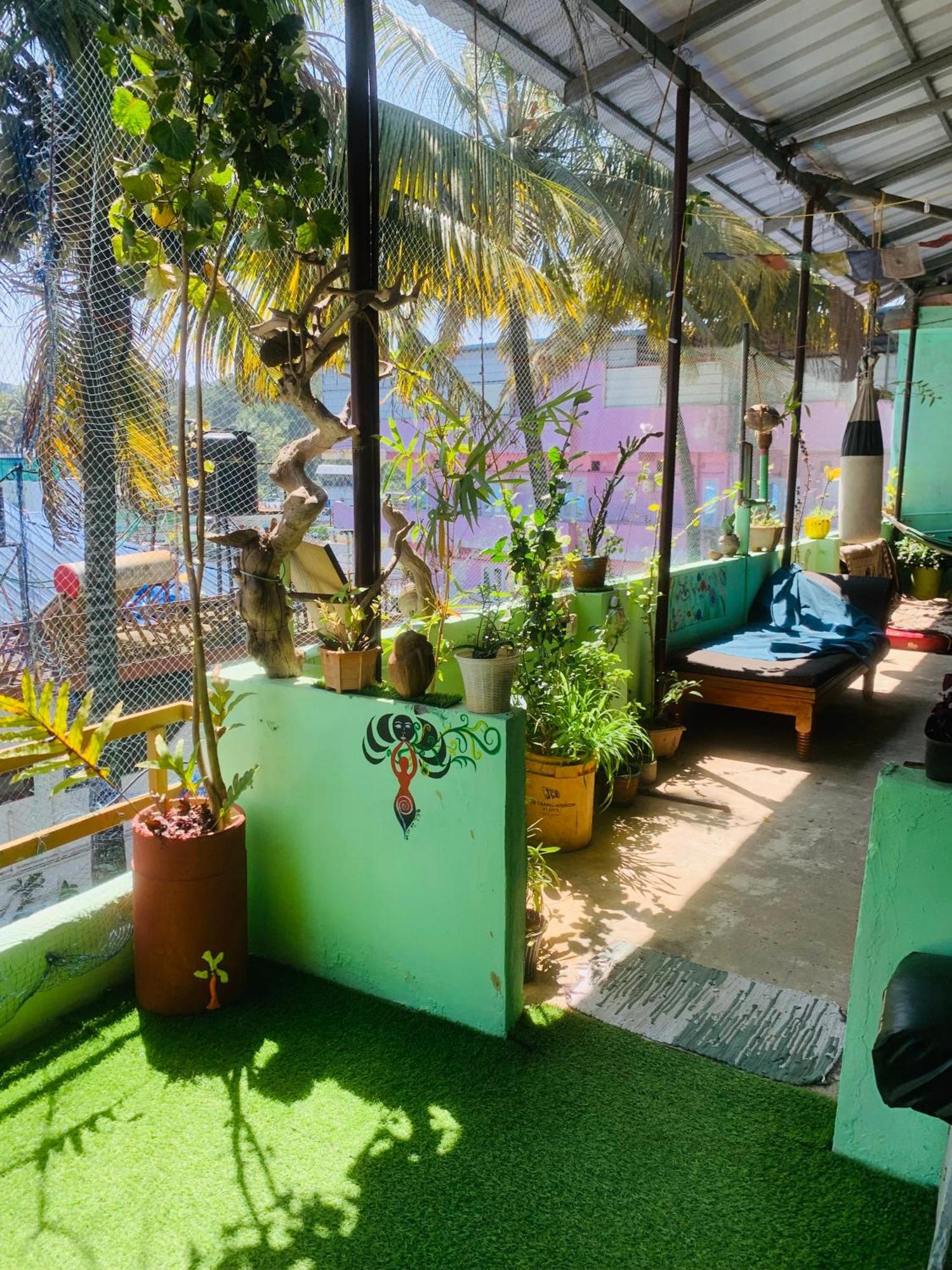 Mountain View Homestay Thekkady Esterno foto